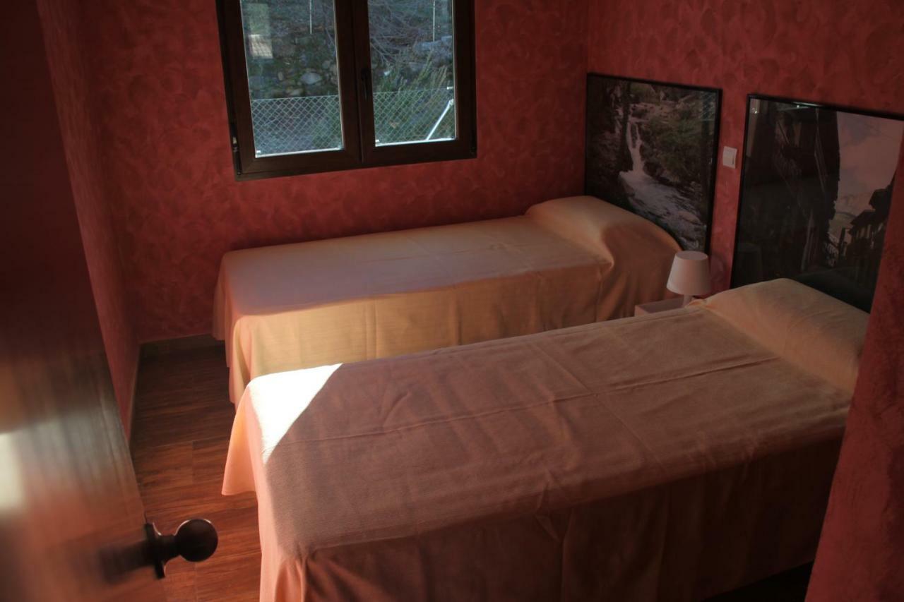 Casa Rural Las Pegueras Ávila Luaran gambar