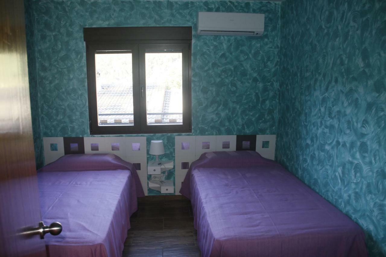Casa Rural Las Pegueras Ávila Luaran gambar