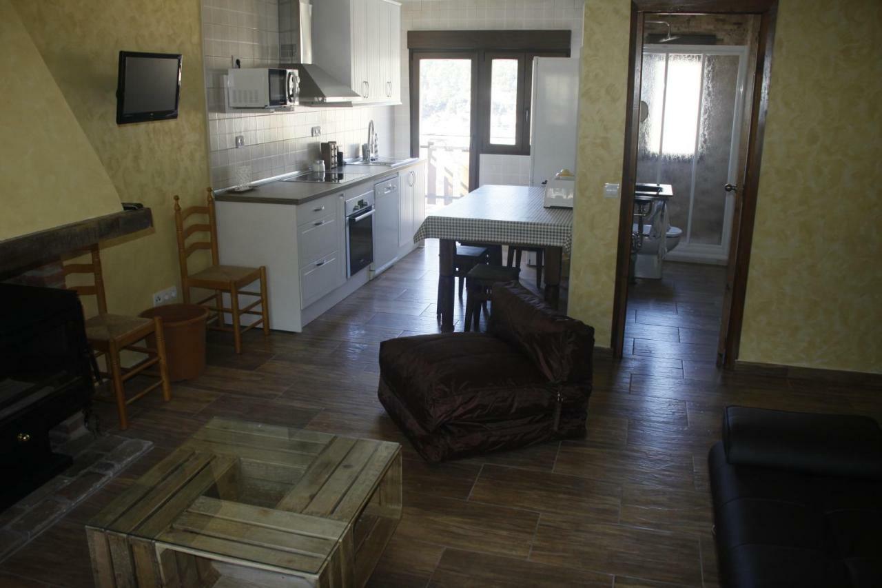 Casa Rural Las Pegueras Ávila Luaran gambar