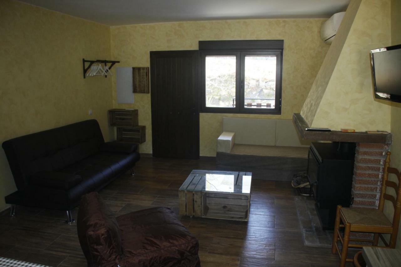 Casa Rural Las Pegueras Ávila Luaran gambar