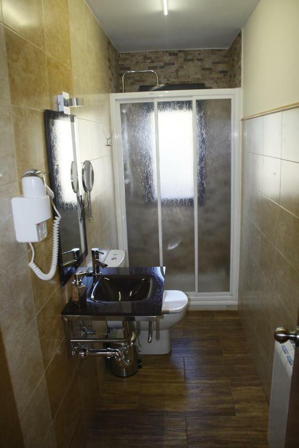 Casa Rural Las Pegueras Ávila Luaran gambar